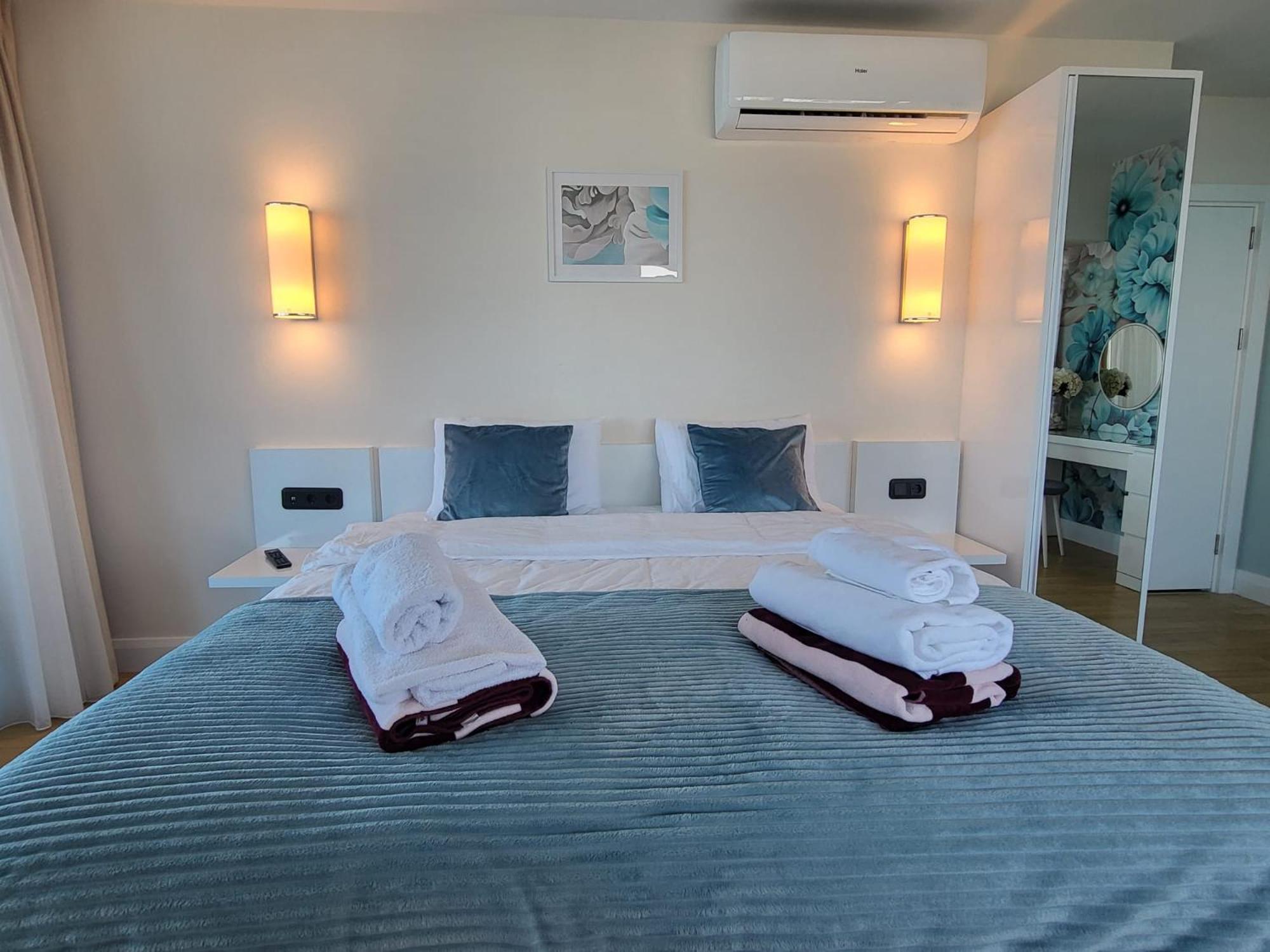 Orbi City Aparthotel Batumi Habitación foto